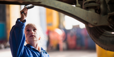 «Погремушка»: чем может быть вызвана вибрация кузова авто на малых скоростях