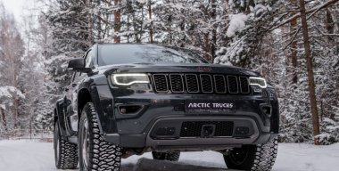 Arctic Trucks представила «суровый» Jeep Grand Cherokee AT35 для России