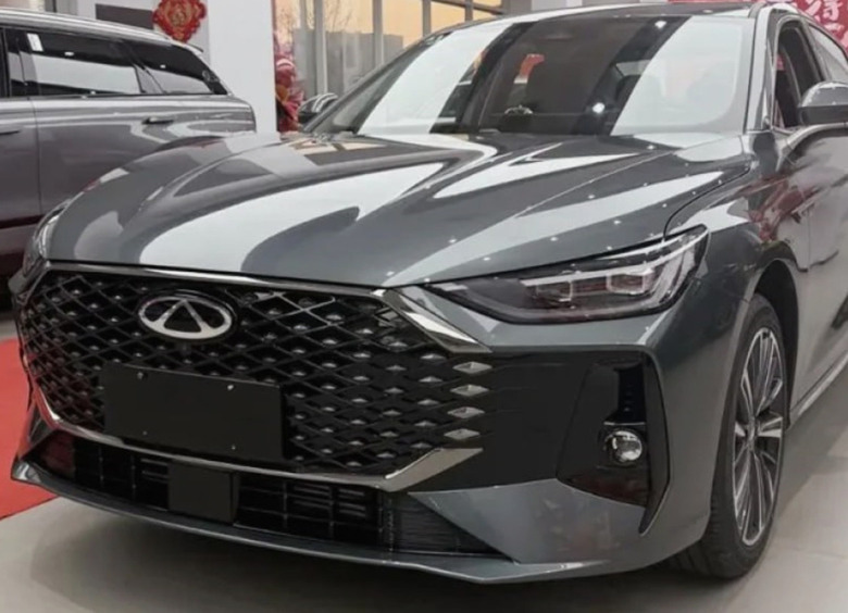 Изображение Раскрыты цены обновленного Chery Arrizo 8, который приедет в Россию