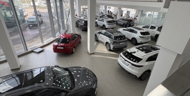 Суперскидки и торг уместен: что будет с ценами на автомобили в ближайшие месяцы