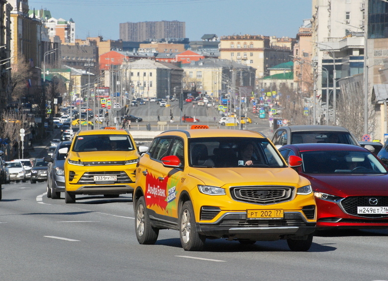 Изображение В Москве сократилось число аварий с участием автомобилей такси