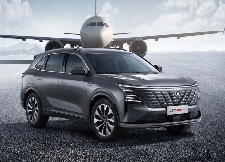 Изображение Эксперт Васильев поделился впечатлениями о Changan CS75 Plus 4-го поколения