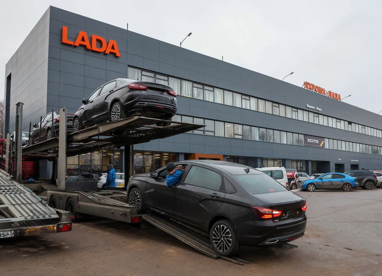 Изображение АВТОВАЗ предупредил владельцев LADA о мошенничестве через мессенджеры