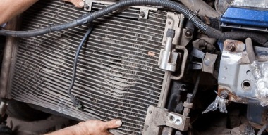 Как не повредить радиатор машины при его чистке от грязи своими руками