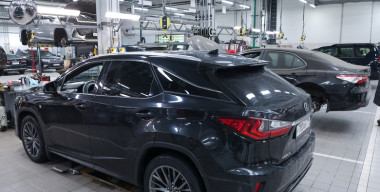 С начала 2025-го в России продали почти 18 тысяч новых авто 2023 года выпуска