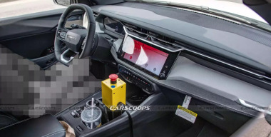 Фотошпионы рассекретили интерьер Jeep Cherokee шестого поколения