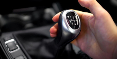 В России на новые китайские авто с «механикой» приходится всего 5% в 2025 году