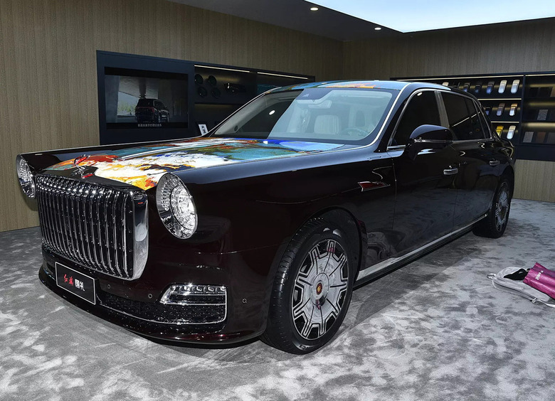 Изображение Россиянин купил люксовый седан Hongqi Guoli за рекордные 120 млн рублей