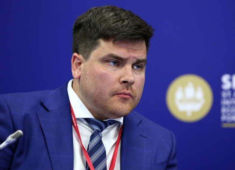 Изображение Глава Росаккредитации уволился из-за скандала с «левыми» сертификатами на машины