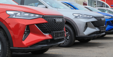 В России за первую половину июля 2025 года подешевели машины шести брендов