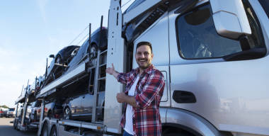 Упала с автовоза: стоит ли покупать новую, но поврежденную при перевозке машину