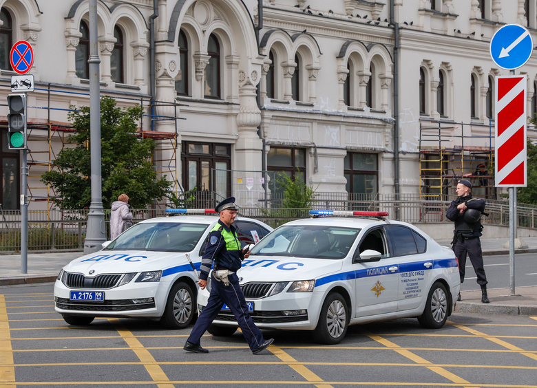 Изображение Автомобили ГАИ оснастят новыми устройствами распознавания госномеров