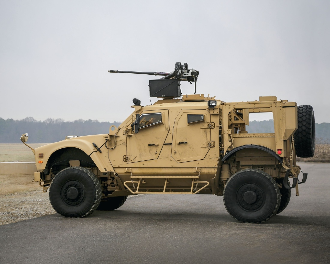 Фото oshkoshdefense.com