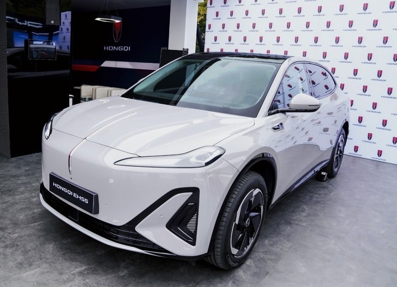 Изображение Продажи кроссовера Hongqi EHS5 стартовали в Европе