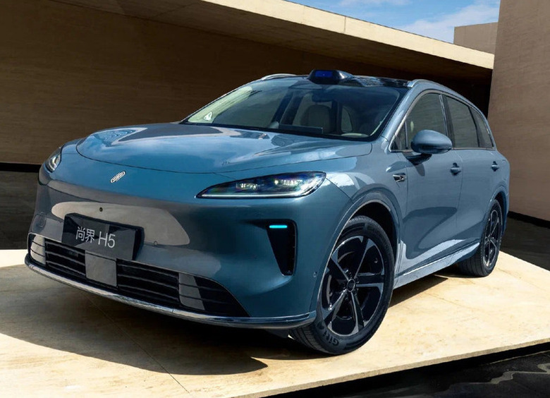 Изображение На «бюджетный» кроссовер Shangjie H5 оформили 10 000 предзаказов за час