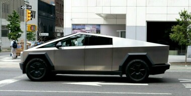 Семьи студентов, погибших в сгоревшем Cybertruck, подали иск против Tesla