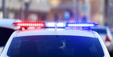 Молодой водитель на Kia врезался в дом в Казани