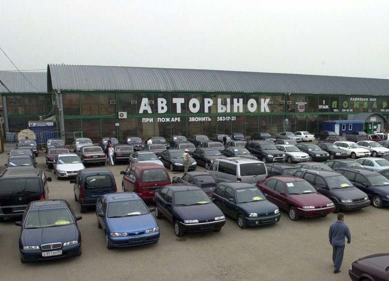 Изображение В России сжался рынок новых автомобилей, но «вторичка» позиции не сдала