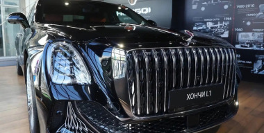 В России запустили сертификацию люксового седана Hongqi L1