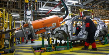 Рассекречены сроки запуска кроссовера «Москвич М70» в серию