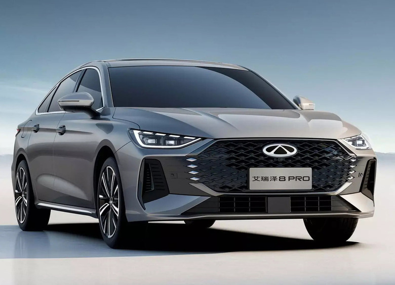 Изображение Chery испытывает седан Arrizo 8 Pro российскими дорогами