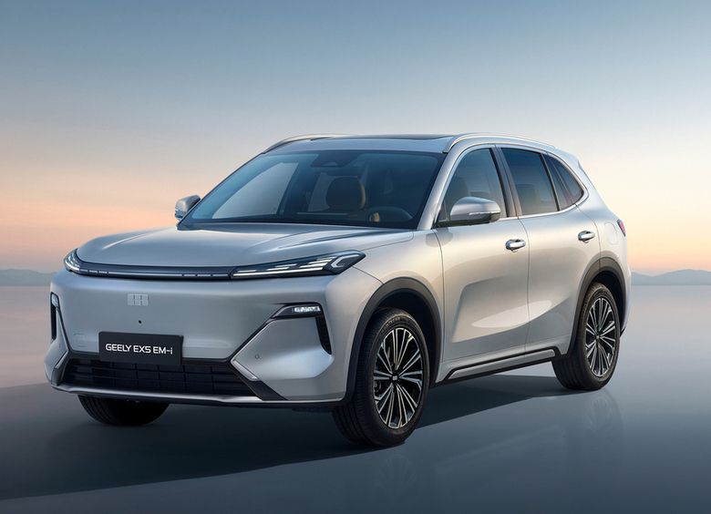 Изображение Geely презентовала в России кроссовер EX5 EM-i