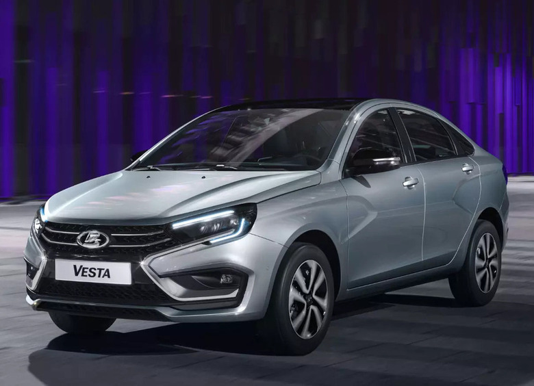 Изображение LADA Vesta снова начали красить в цвет «Тайфун»