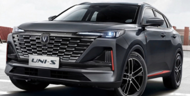 Новая версия кроссовера Changan Uni-S приехала к российским дилерам