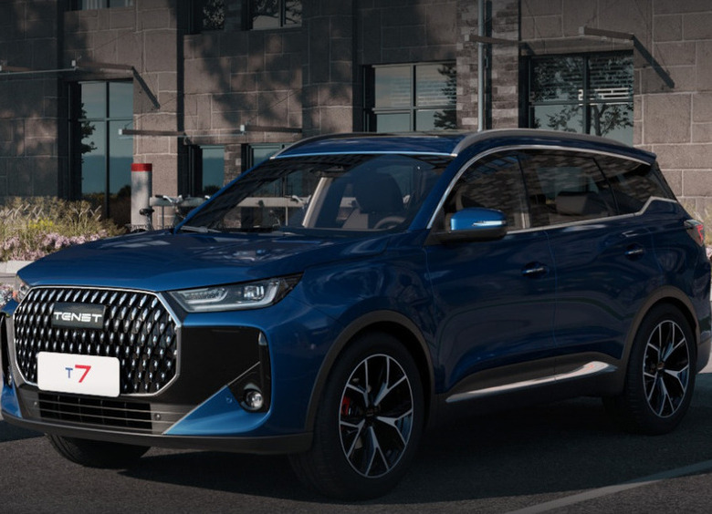 В России появилась полноприводная версия кроссовера Tenet T7