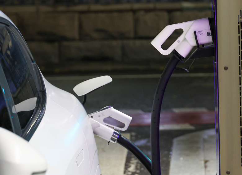 Китай вычеркнул электрокары из списка стратегических отраслей до 2030 года