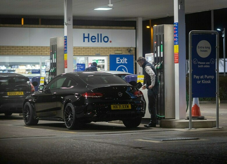 Изображение Отчаявшийся отец-рецидивист воровал топливо, чтобы увидеться с детьми