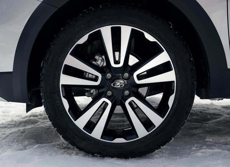 «Докатка» на LADA Vesta: как подобрать компактную «запаску» на популярную модель