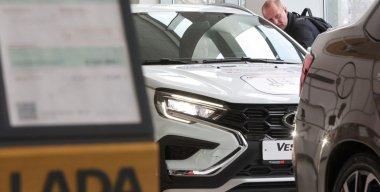 В России на 9% увеличились продажи автомобилей, произведенных в нашей стране