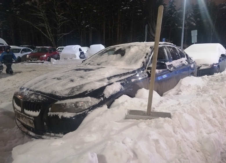 Зима скоро: водители все же решили извечную проблему примерзания «дворников»
