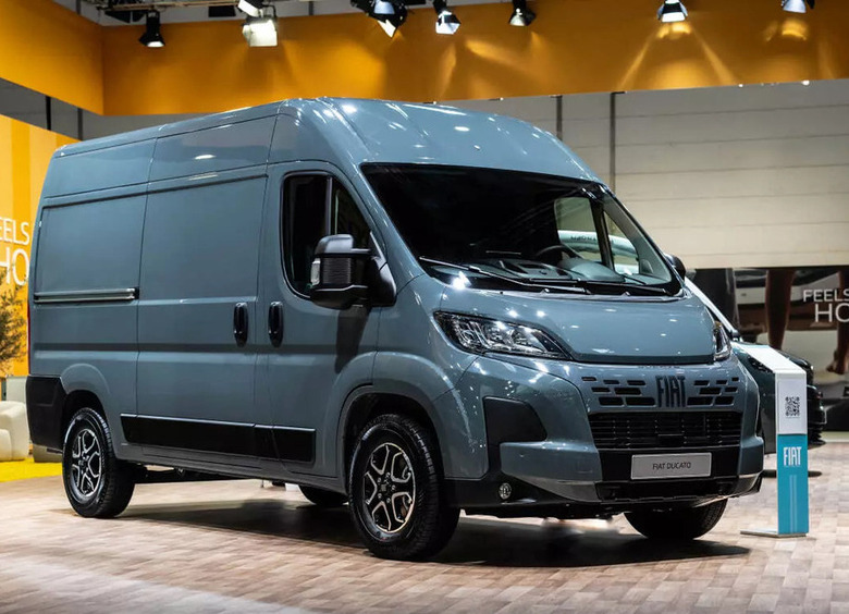 Фургоны FIAT Ducato снова начали продавать в России