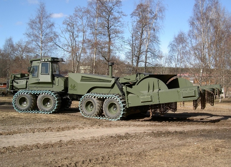 Изображение Мины вместо бревен: как ВСУ использует боевую машину на базе трактора-лесовоза