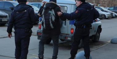 Чтобы остановить пьяного мигранта без «прав», ДПС пришлось стрелять по колесам