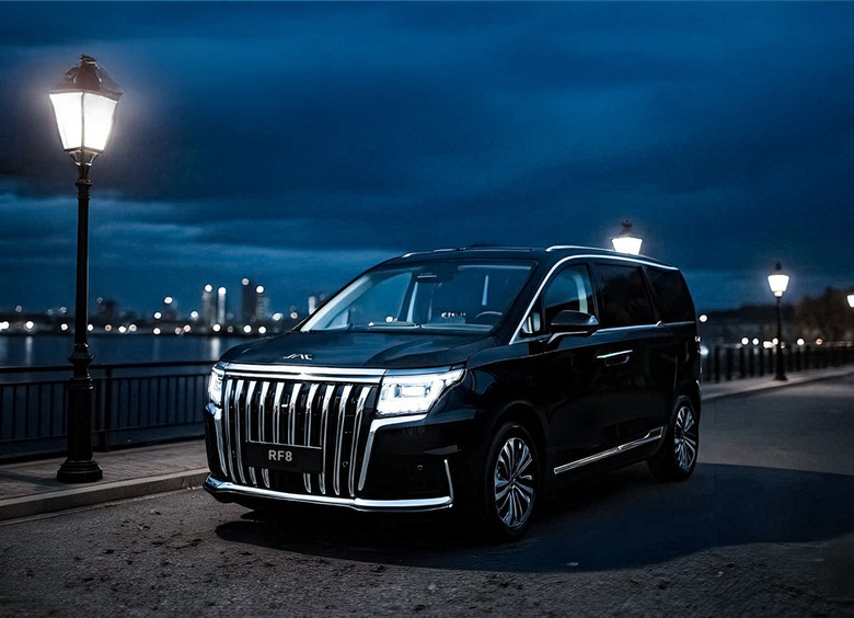 JAC открыл в России прием предзаказов на минивэн RF8