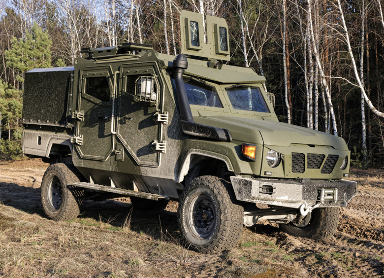 Изображение Конец «кукурузера»: даже легендарные пикапы на службе ВСУ долго не живут