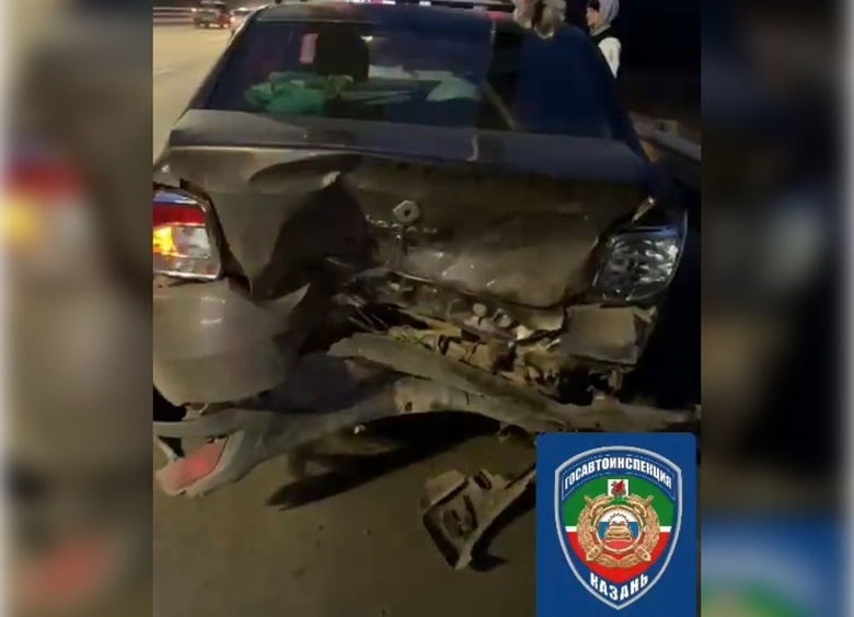 Пять человек попали в больницу после ДТП на выезде из Казани