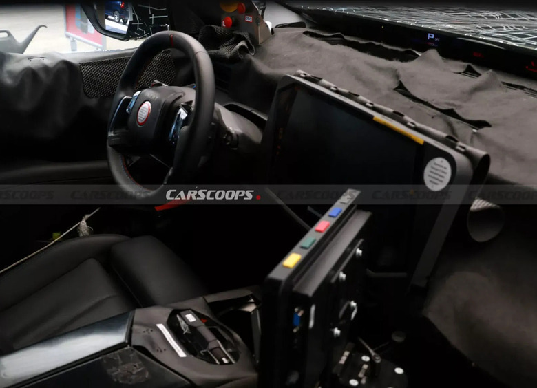 Рассекречен салон BMW X5 нового поколения