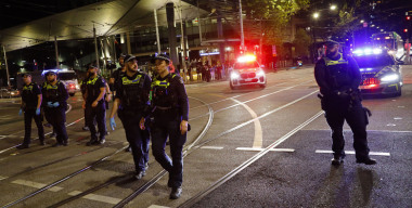 Водитель потерял сознание за рулем на автошоу, 13 человек получили травмы