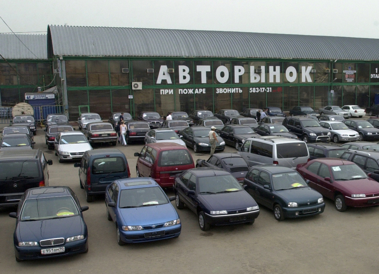 Продажи машин с пробегом в России вышли на рекорд в октябре