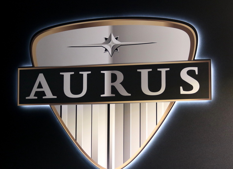 Контрольный пакет российского автобренда Aurus достался «Газпрому»
