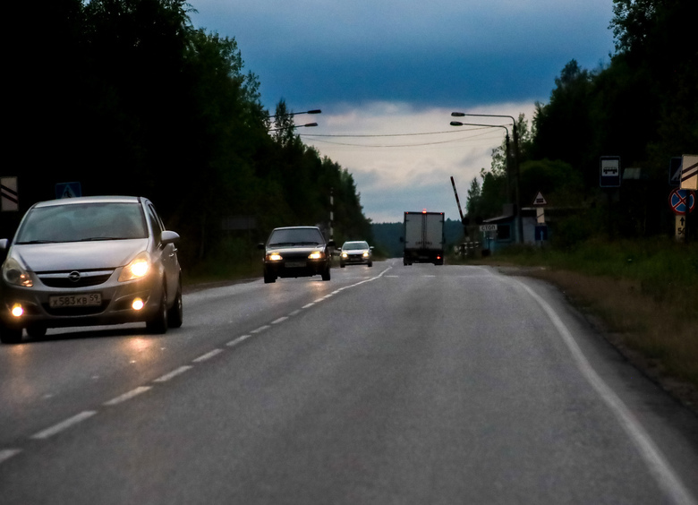 Самострел: что будет с фарами и фонарями авто, если поставить китайские лампочки