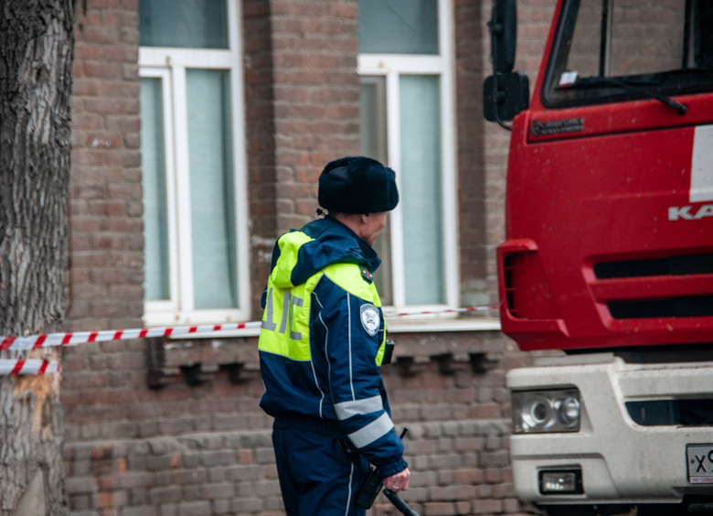 Изображение Неизвестный сжег дотла четыре автомобиля в Перми