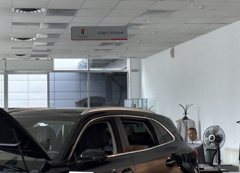 Вопрос веры: как власти загоняют водителей в растопленный камин