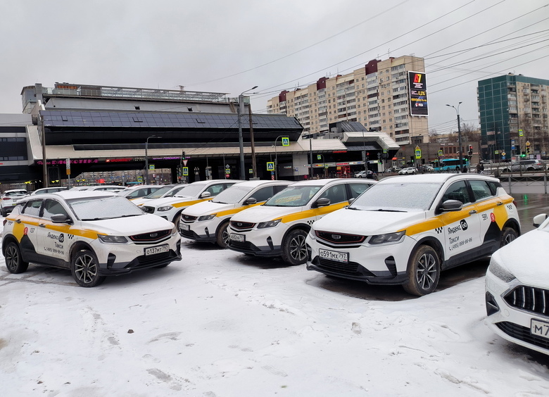 Большинство таксопарков не собирается обновлять авто из-за закона о локализации