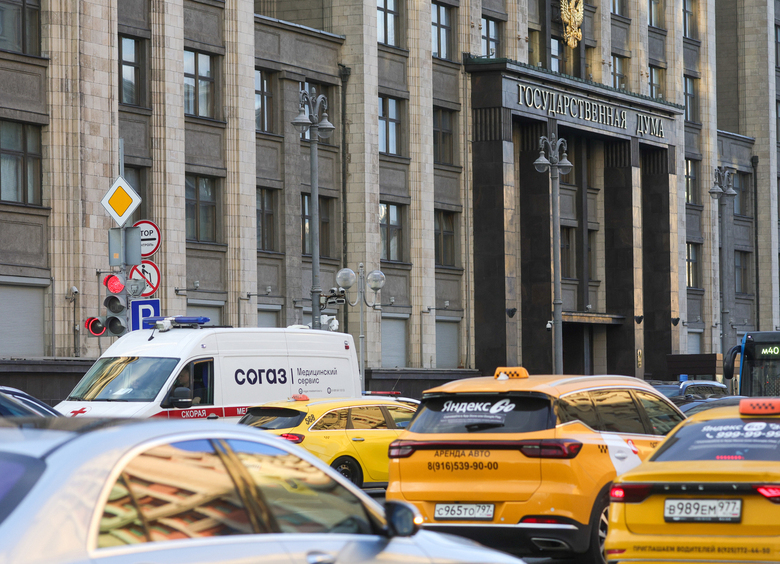 Российским таксистам разрешат работать на нелокализованных машинах до 2033 года