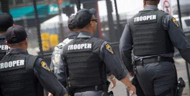 Расчлененное тело мужчины обнаружили в салоне его же автомобиля